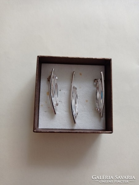 Silver set for sale in good condition. Sizes on the photo unknown stone, showy, beautiful jewelry.