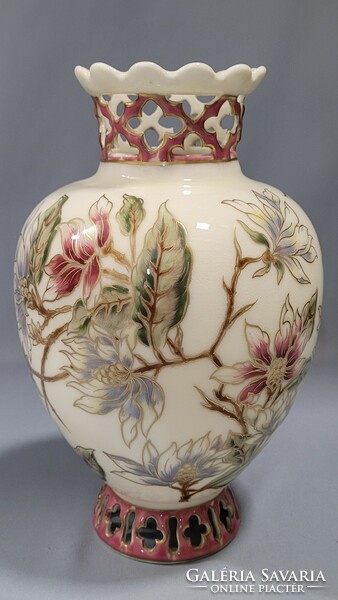 Zsolnay hand-painted porcelain flower vase with openwork rim