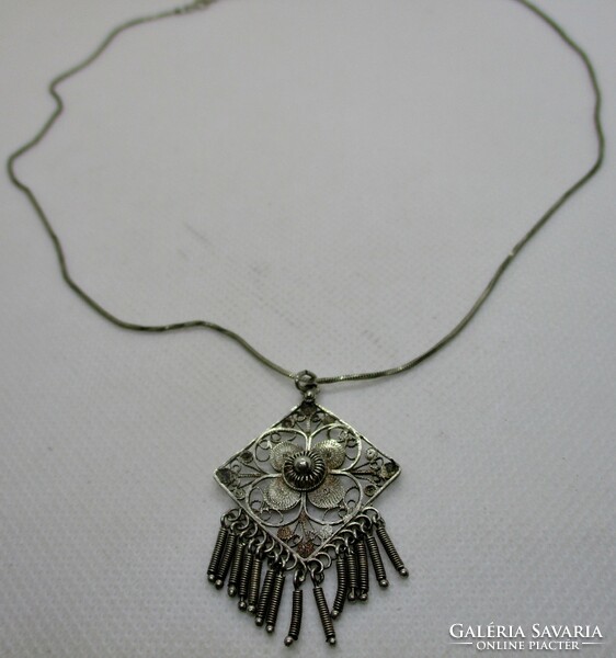 Szép antik ezüst nyaklánc  gyönyörű kézműves medállal