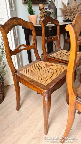 Biedermeier székek 4db