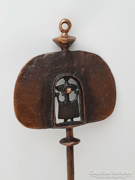 Muharos Lajos iparművész fém falidísz, kulcs 28 cm