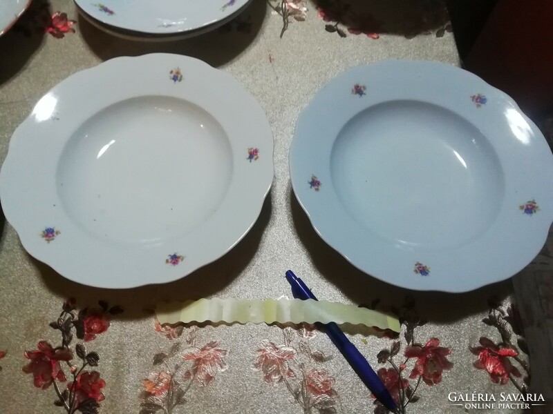 Zsolnay porcelain plates 2 pieces antique 29. In the condition shown in the pictures