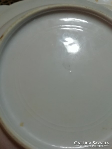 Zsolnay porcelán tányér Antik 31. képeken látható állapotban