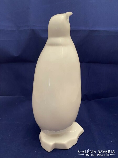 Hóllóháza unpainted penguin bird porcelain statue