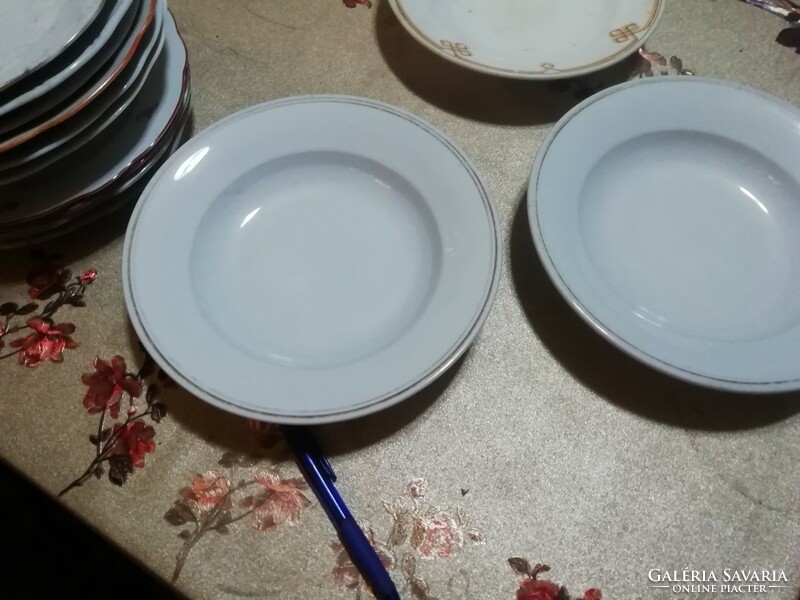 Antique Zsolnay porcelain plates 34. 2 pieces in the condition shown in the pictures