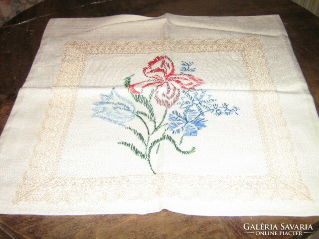 Wonderful antique woven hand embroidered round lacy vintage throw pillowcase