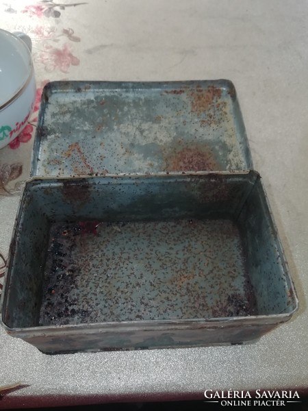 Old metal box 12. They are in the condition shown in the pictures