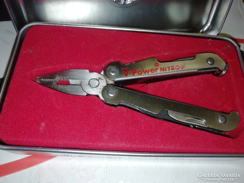 Old shell tool and box are in the condition shown in the pictures