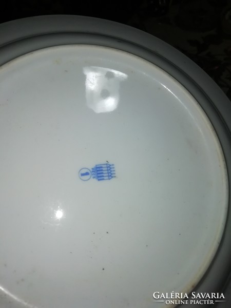 Zsolnay porcelán tányér Antik 25. a képeken látható állapotban