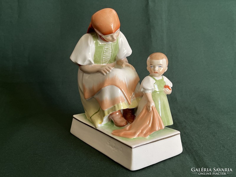 Porcelain figurine of Zsolnay Sinko mother with child with old shield seal (p0004)