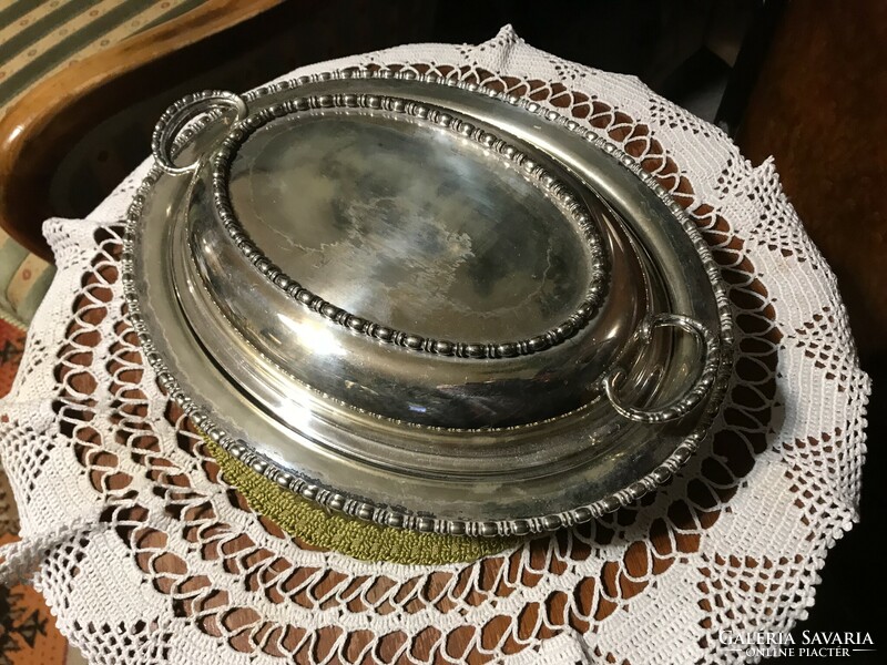 Antique, lavish, silver-plated, double-sided bowl with lid, for fried and garnished at the same time