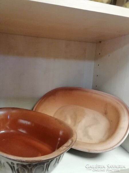 Ceramic baking tray