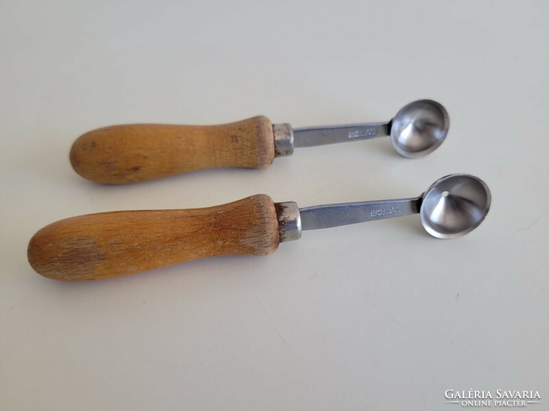 2 old pastry tools