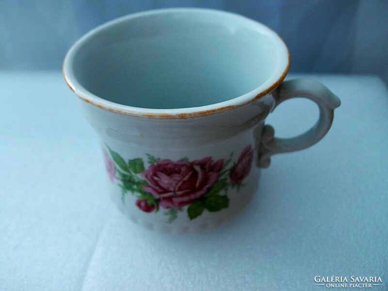 Zsolnay's rosy mug is damaged