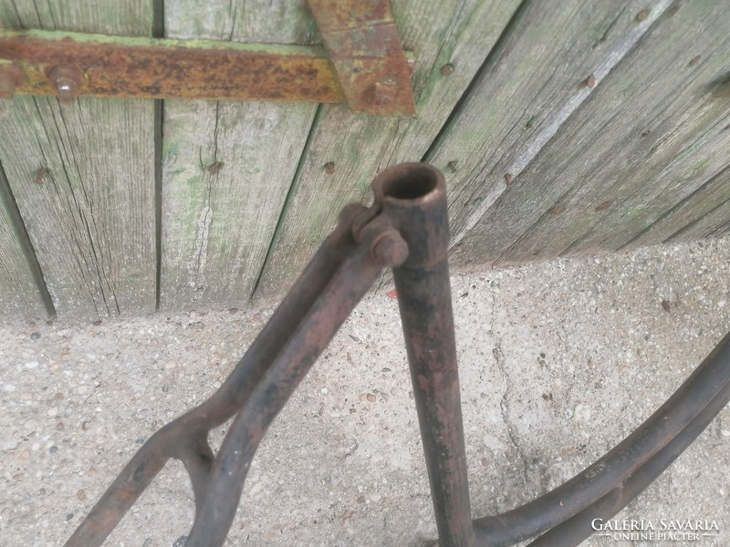 Pre-war bicycle frame