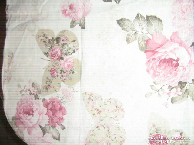 Beautiful vintage rosy butterfly pillowcase