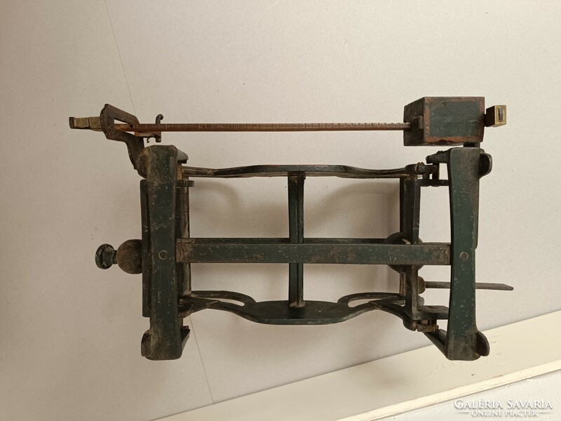 Antique Medical Hospital Obstetrics Tool Infant Baby Decorative Iron Cast Iron Museum Scale 256 7988