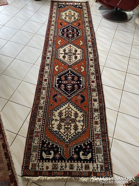 Hand-knotted meskhin Persian rug 80x310cm