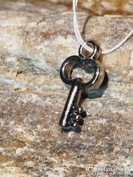 Key Pendant (2)