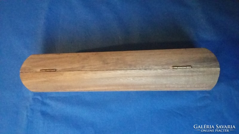 Curved wooden pen holder - can be painted, glued
