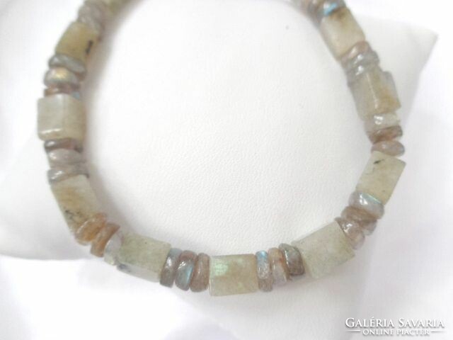 Labradorite bracelet with square eyes