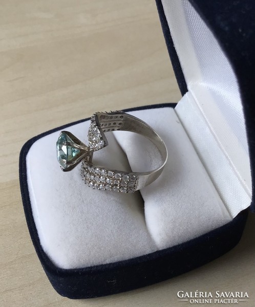 Ezüst gyűrű 3 karátos kék gyémánttal, Certifikáttal