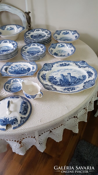 English johnson bros 8-person porcelain tableware, 35 pcs.