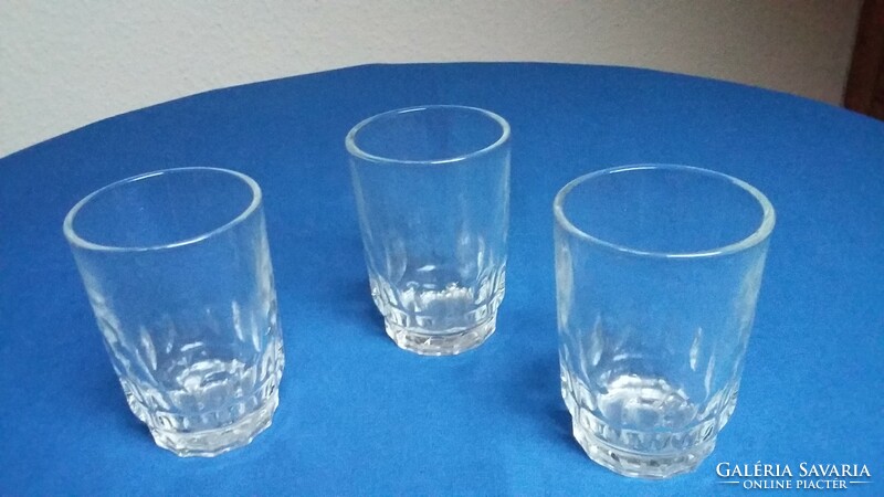 3 régi kis üveg pohár