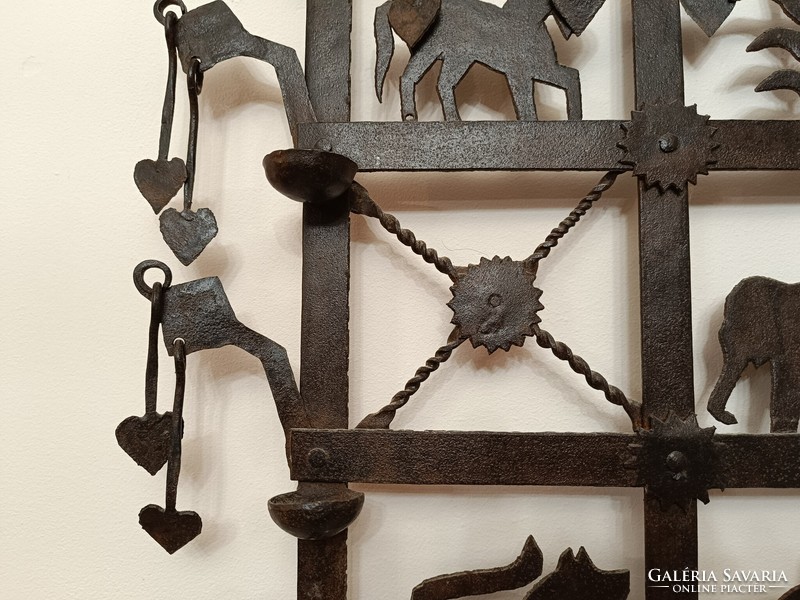 Antique Indian Hindu Wall Wrought Iron Candle Holder Hinduism 382 8104