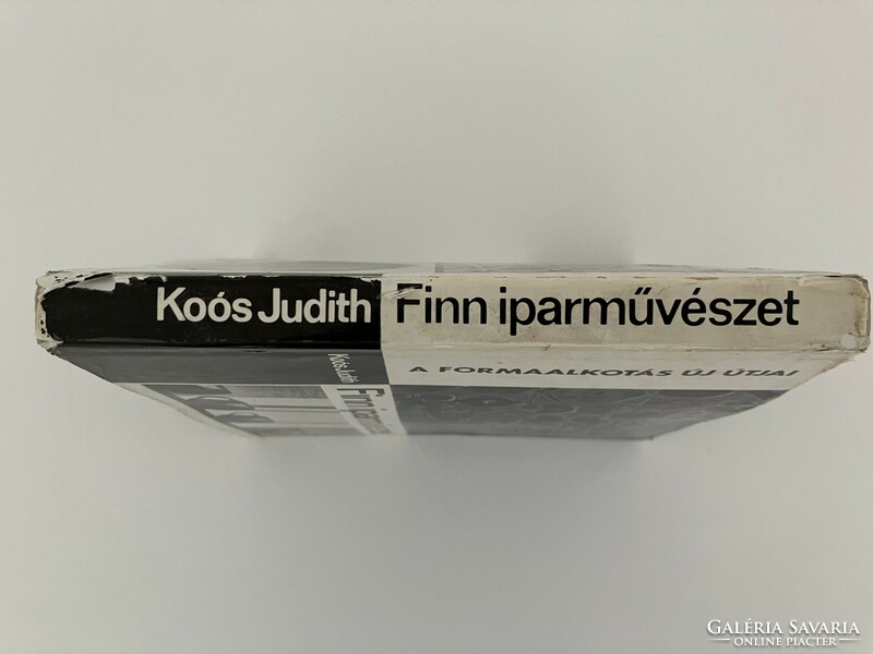 Koós Judith: Finn iparművészet, művészeti könyv
