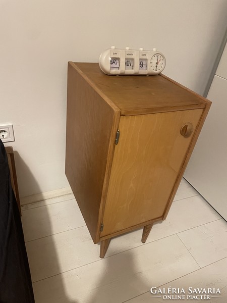 Practical real retro small cabinet