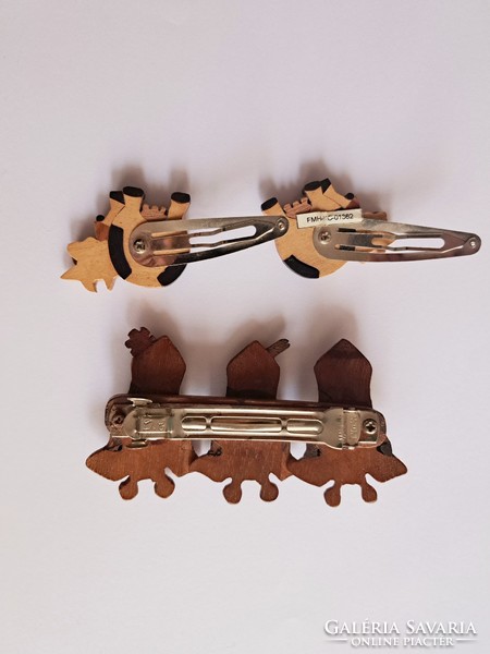 Handmade wooden giraffe French buckle and two small cow buckles together