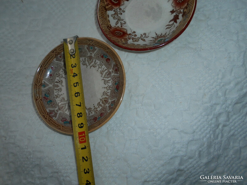 3 db antik Sarreguemines porcelánfajansz kistányér potlásra