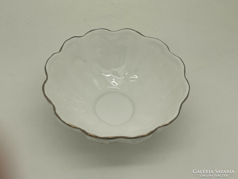 English floral porcelain bowl, diameter 12cm, height 5.5cm