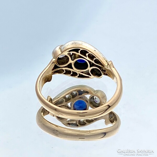 14K old gold ring with diamonds and blue sapphires approx. 0.20 Ct.