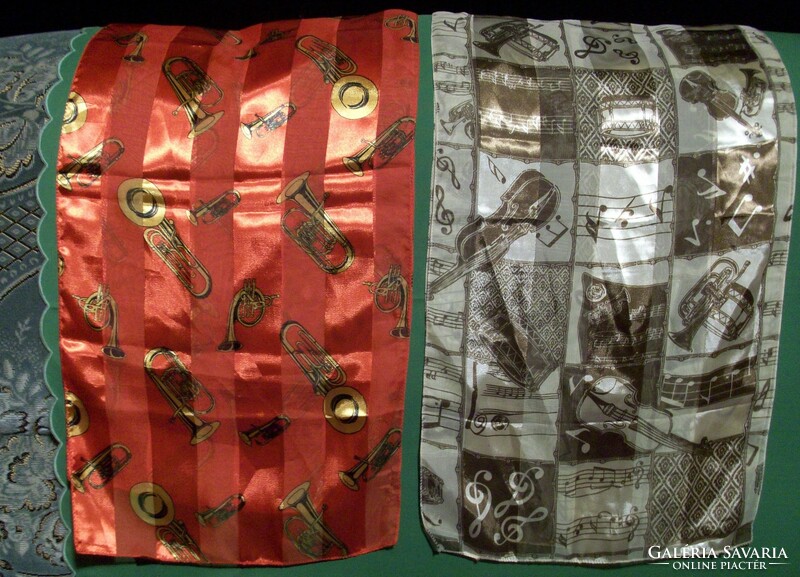 Beautiful stoles/scarves 150 x 52 cm
