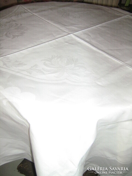Beautiful festive white baroque floral antique damask tablecloth