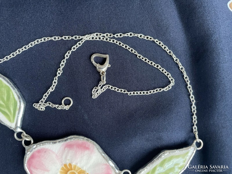 Unique rose necklaces made from old villeroy & boch faience
