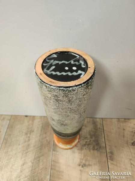 Ceramic vase of Gorka Lívia