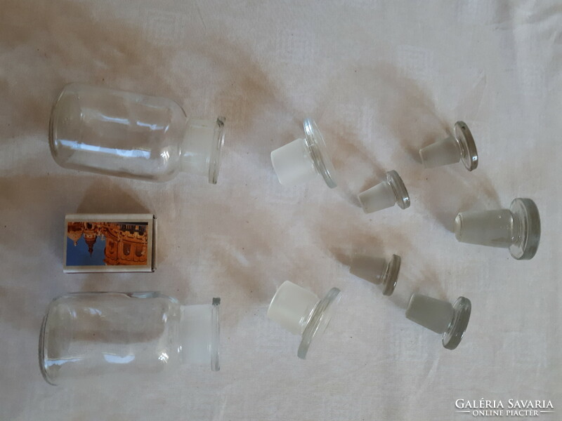 Pharmacy bottle glass stopper