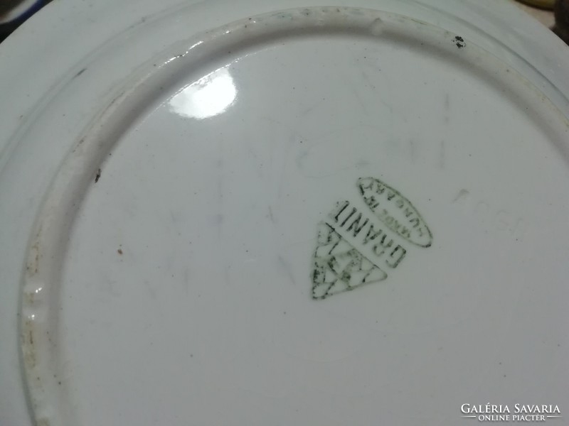 Antik Gránit tányérok párban2. A képeken látható állapotban van