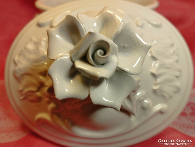 Snow-white porcelain bonbonier, jewelry holder with a hand-shaped rose