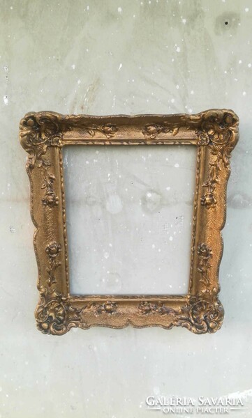 Beautiful standing or lying picture frame, mirror frame, painting frame, blonde frame, windy gilded frame.