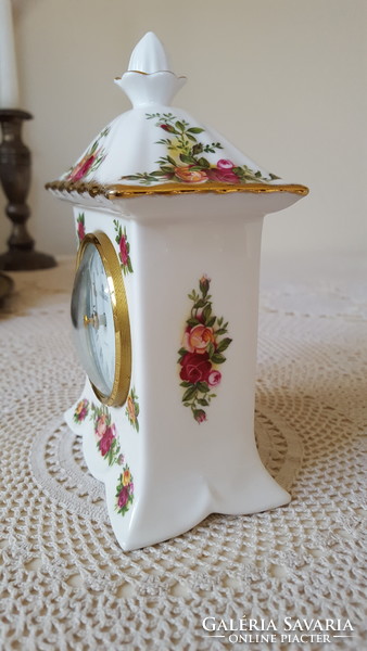 Royal Albert Old Country Roses,porcelán asztali óra