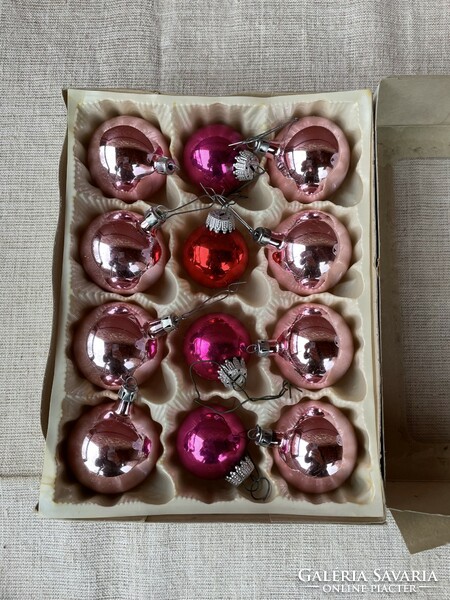 Beautiful mixed glass sphere Christmas tree decoration ornament package for Christmas. Glass