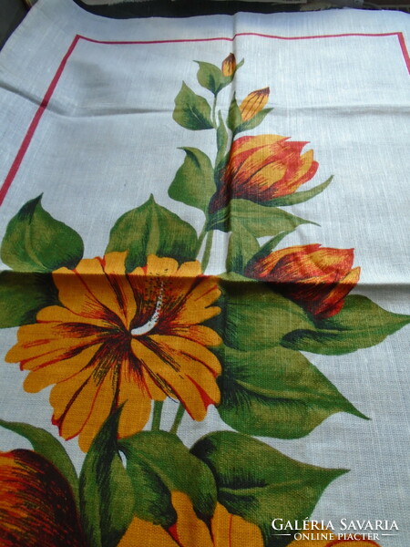 New, floral cotton hand towel, tea towel. 81 X 49 cm.