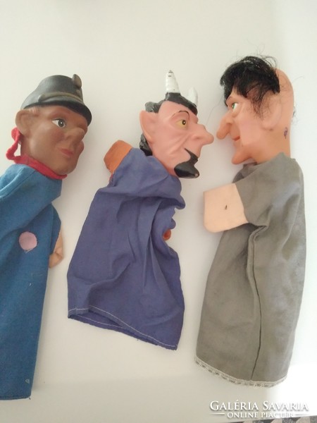 Rubber head glove puppets