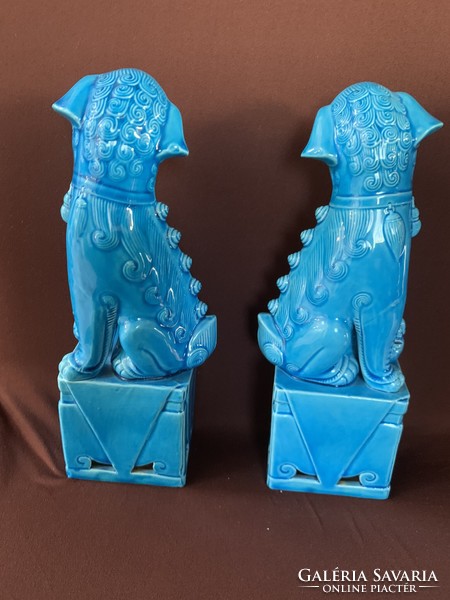 Pair of large foo dogs