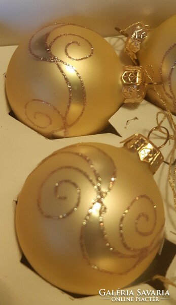 Retro handmade Christmas tree glass ornaments