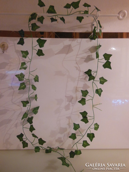 Ivy garland - new - 200 cm - leaves 4 x 4 cm - silk - shiny - true to life